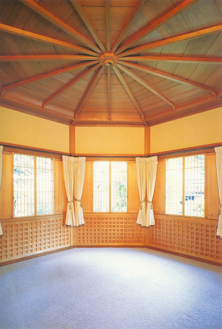 Octagonal Reception Room